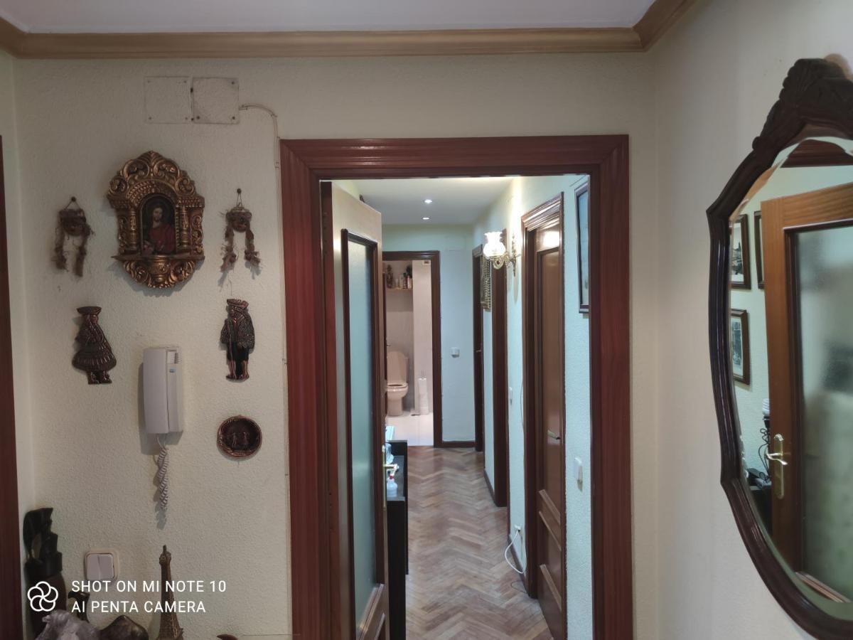 Habitacion Mv Madrid Buitenkant foto
