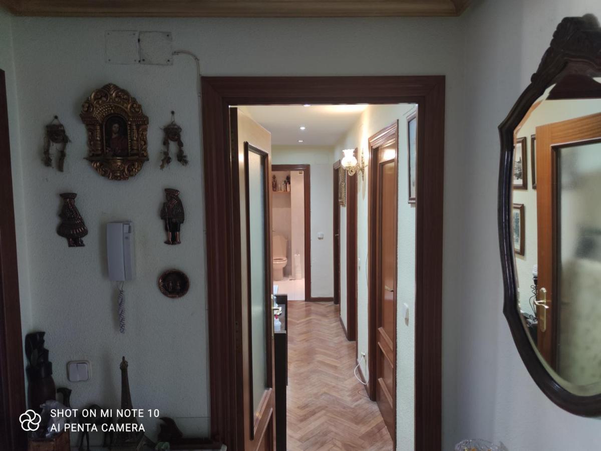 Habitacion Mv Madrid Buitenkant foto